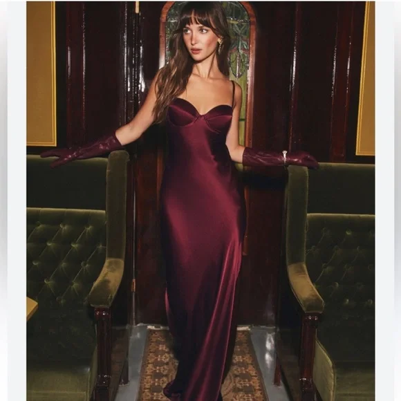 L’AGENCE Sayla Silk Gown in Dark Port Size 4 - Picture 4 of 13